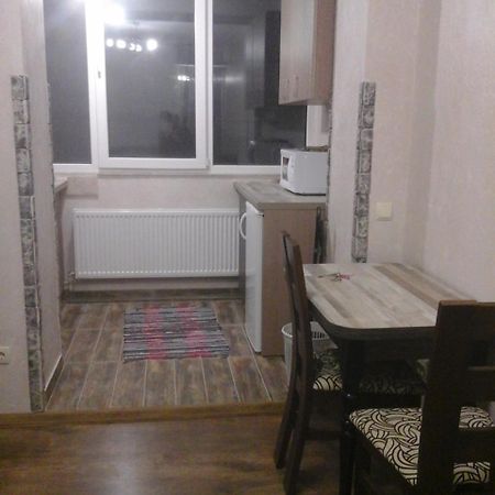 Нова Квартира Ivano-Frankivsk Esterno foto